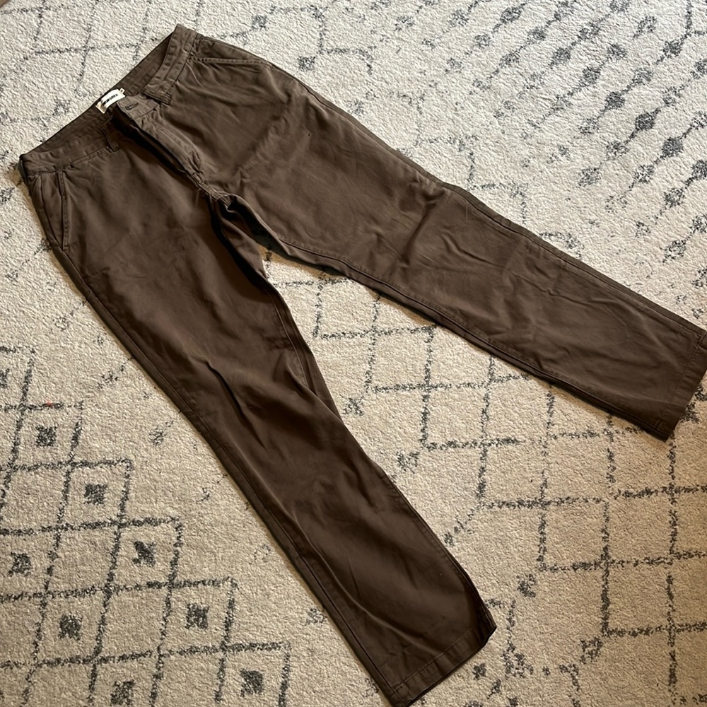Taylor Stitch lightly worn men’s chino, green-brown